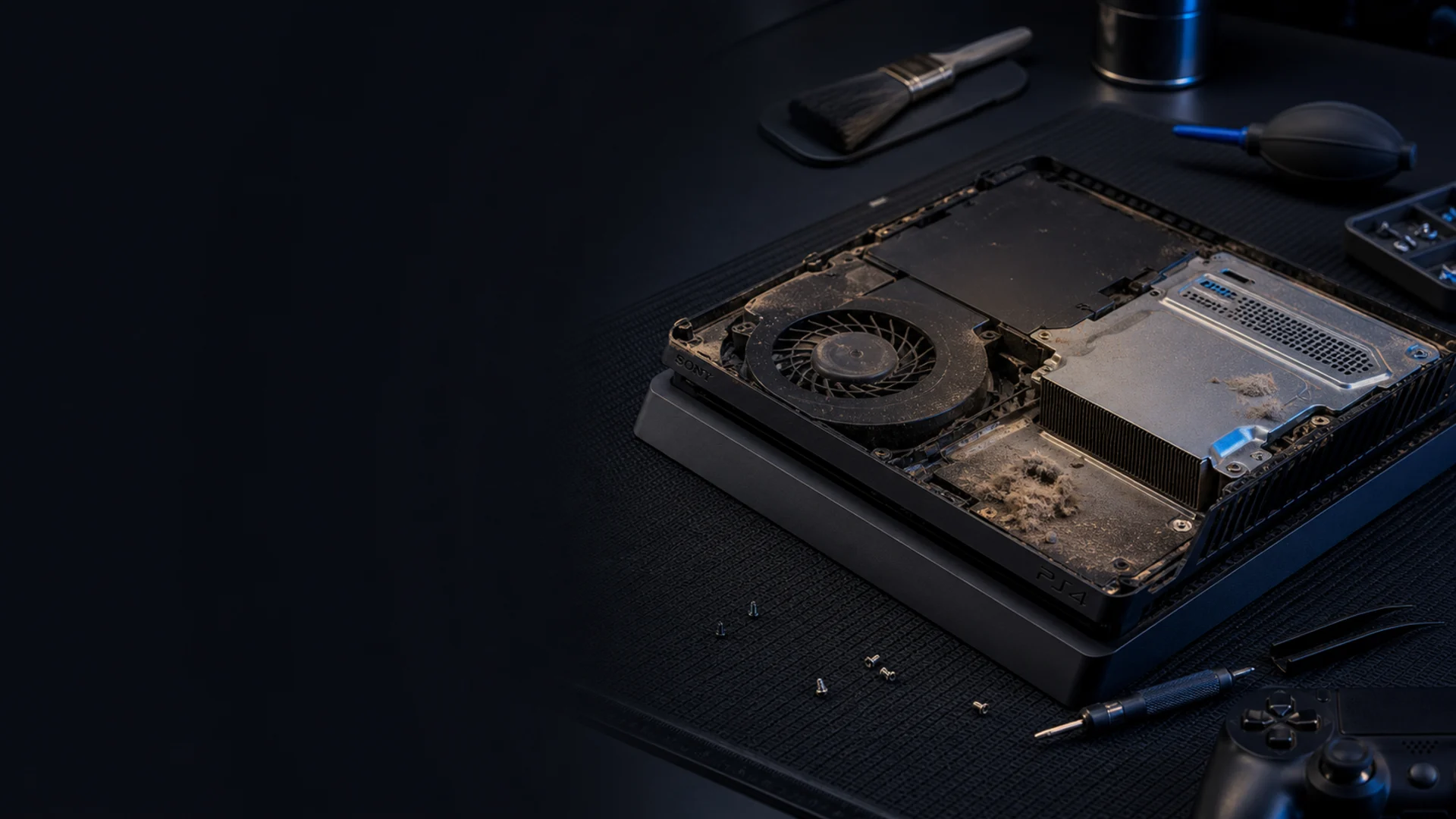 PlayStation 4 для чистки системы охлаждения